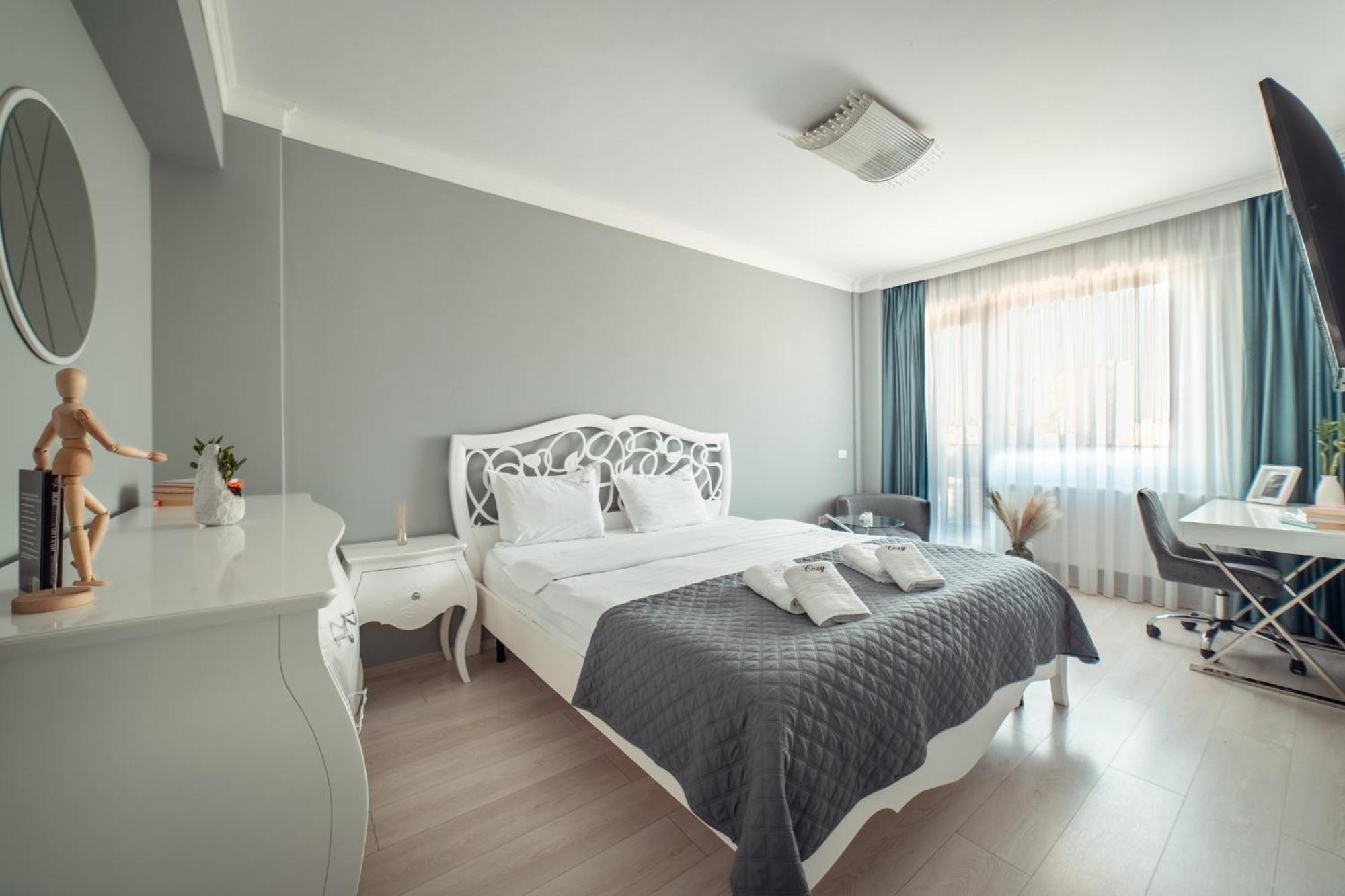 Cozy Apartments At Q Residence - Palas Mall Iasi Exterior photo